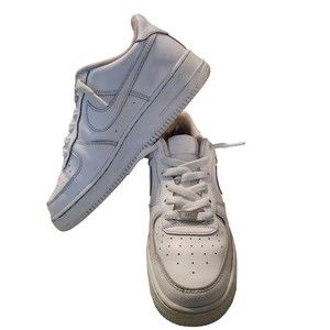 Nike Air Force One 1 Triple White Low Shoes Women's Size 9 Men's 7.5